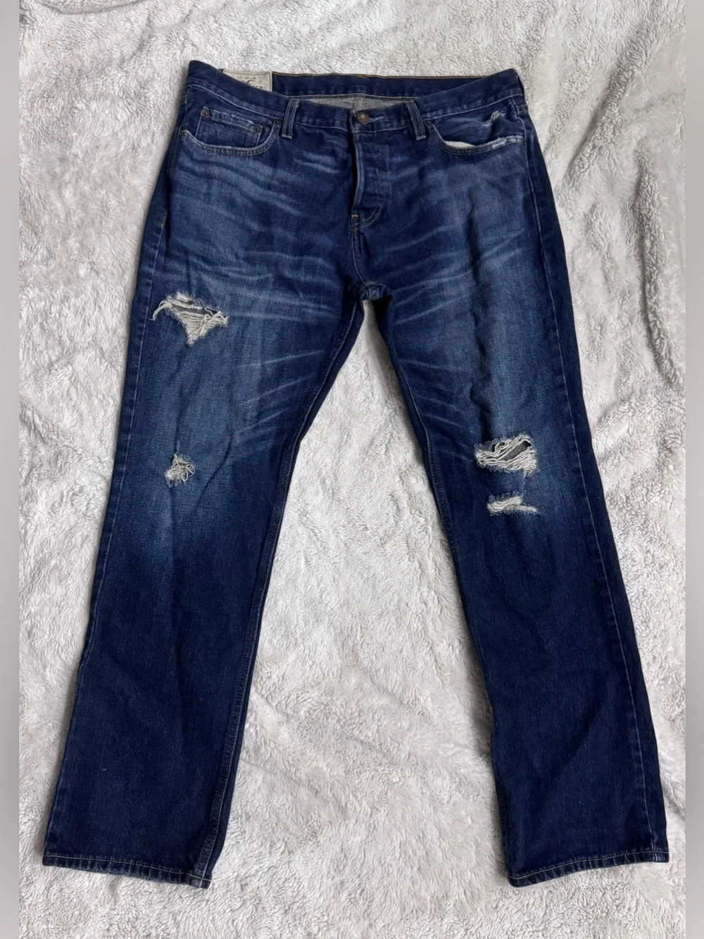 Hollister Classic Straight Distressed Jeans 36x32 - Picture 2 of 4